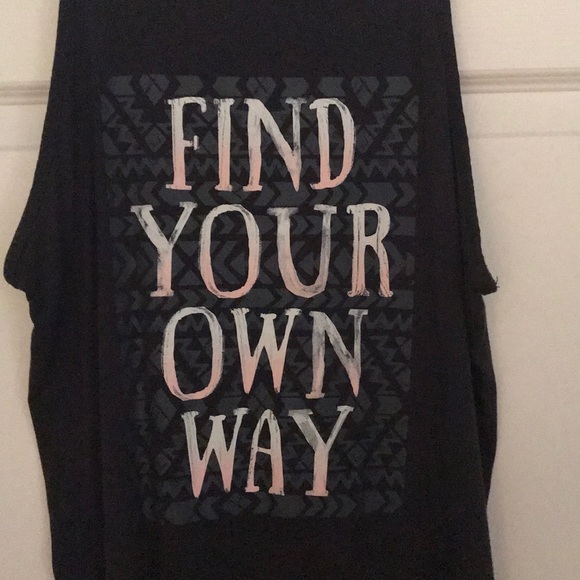 Workout tank top - Picture 2 of 3